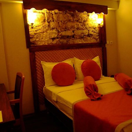 Hotel Ishakpasa Konagi Стамбул Номер фото
