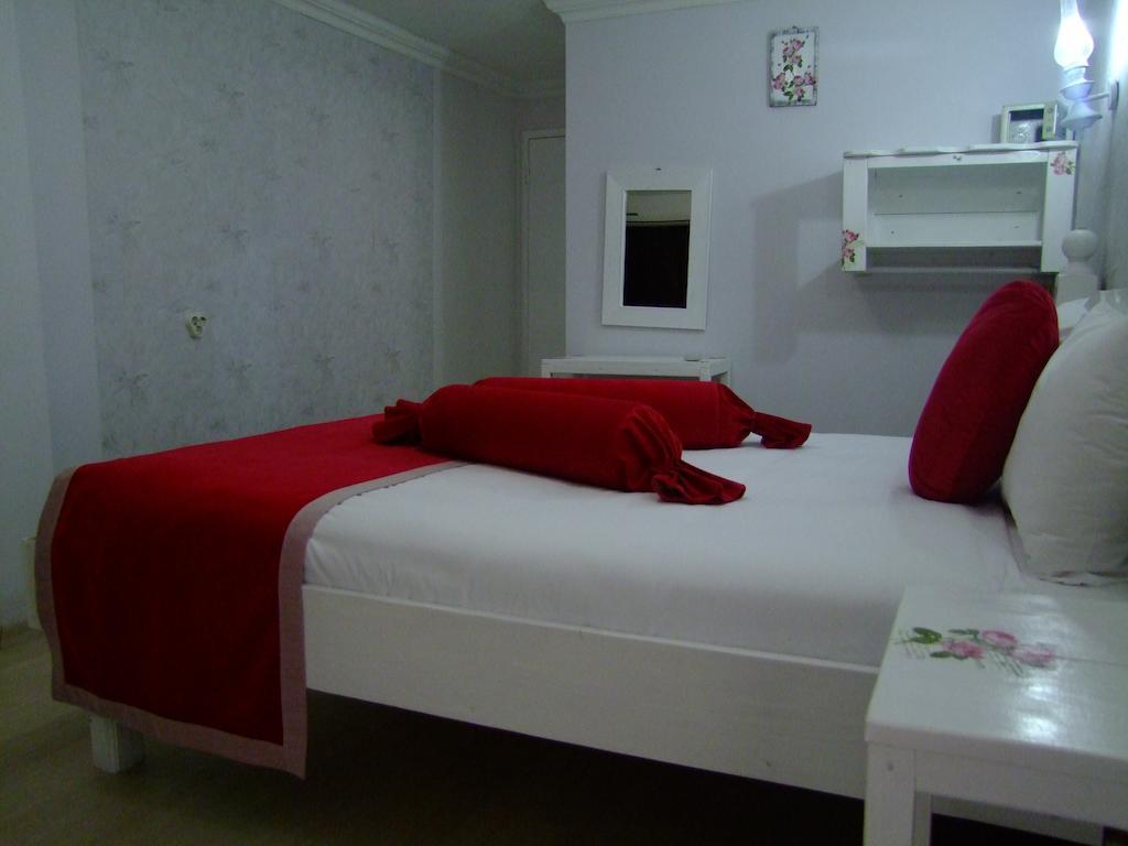Hotel Ishakpasa Konagi Стамбул Номер фото